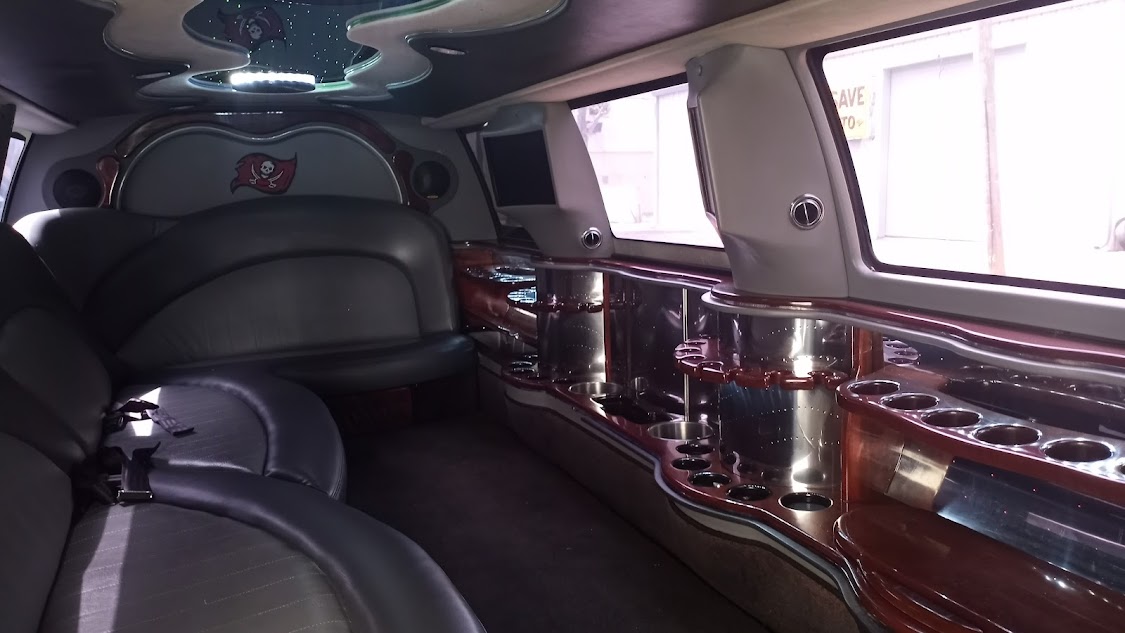Wedding limo transportation service